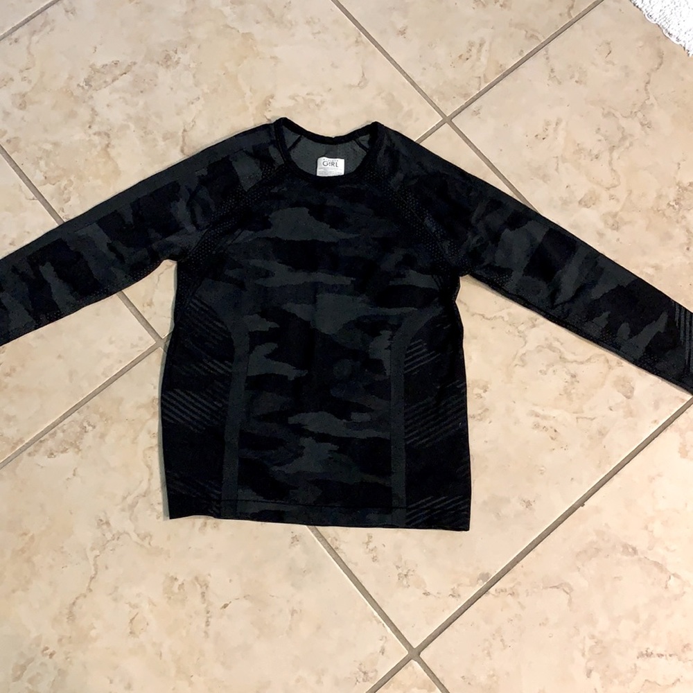 Athleta girl camo long sleeve shirt
